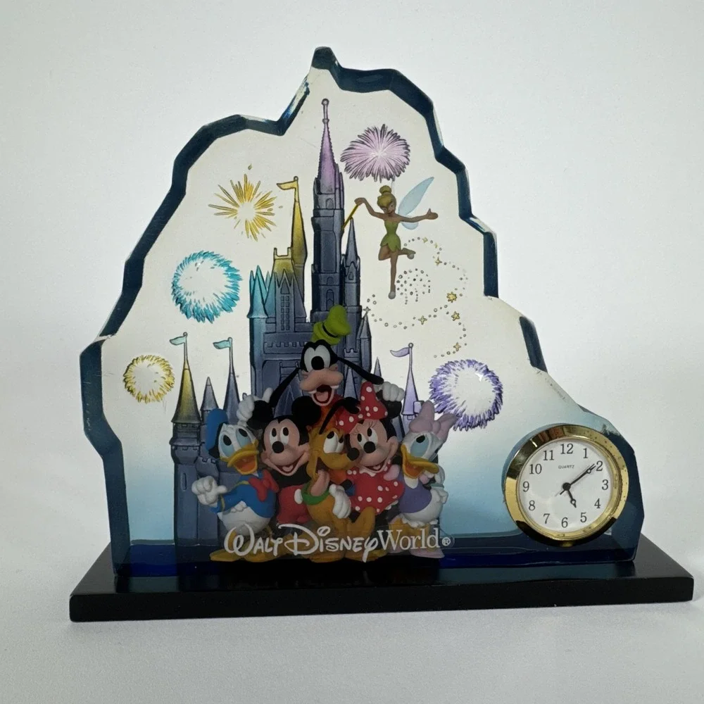 Vintage Walt Disney World Acrylic 3D Shelf Display Disney‎ Characters w/ Clock